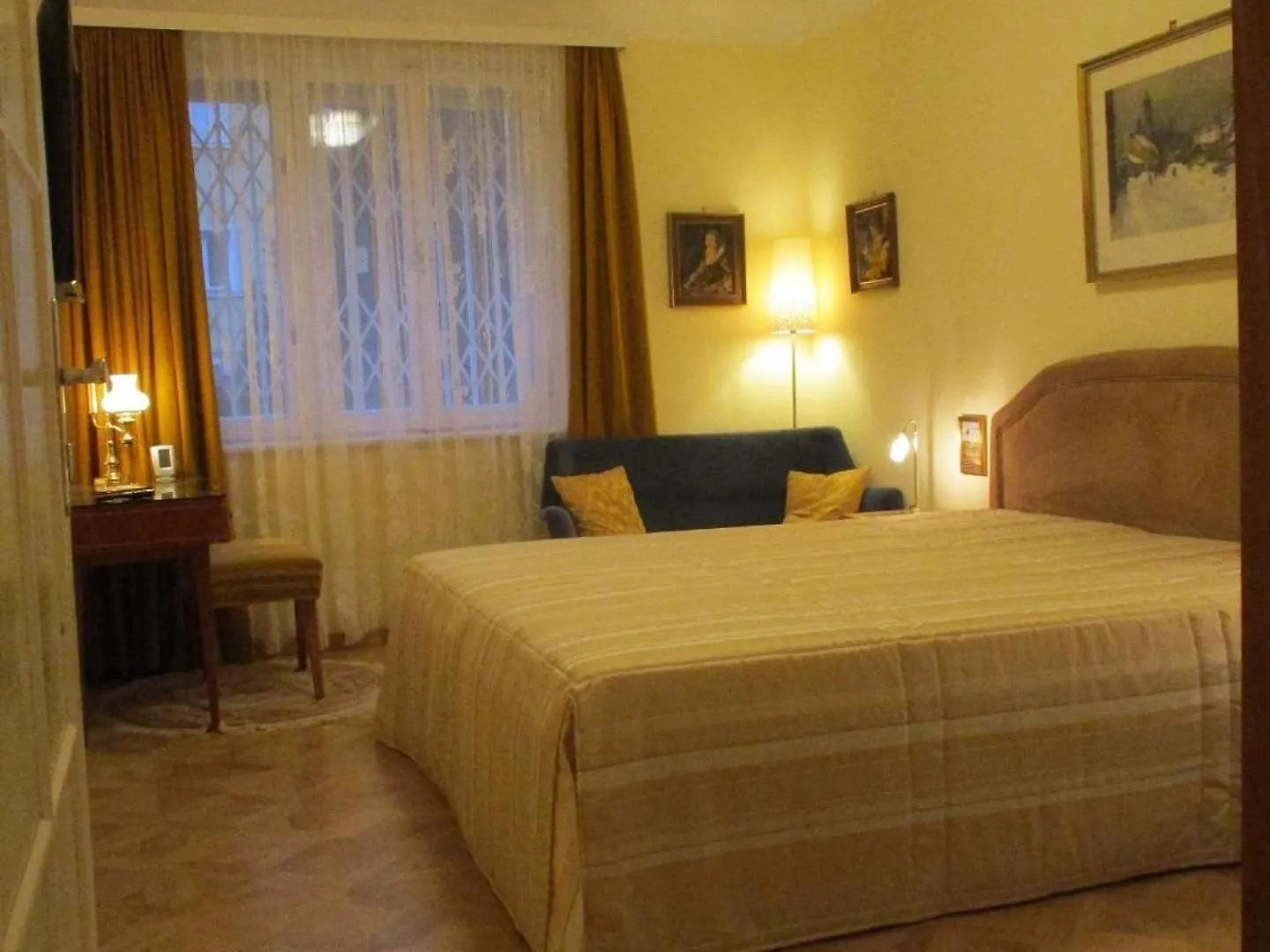 Apartament Grosse Ferienwohnung In Unter Sankt Veit Wiedeń