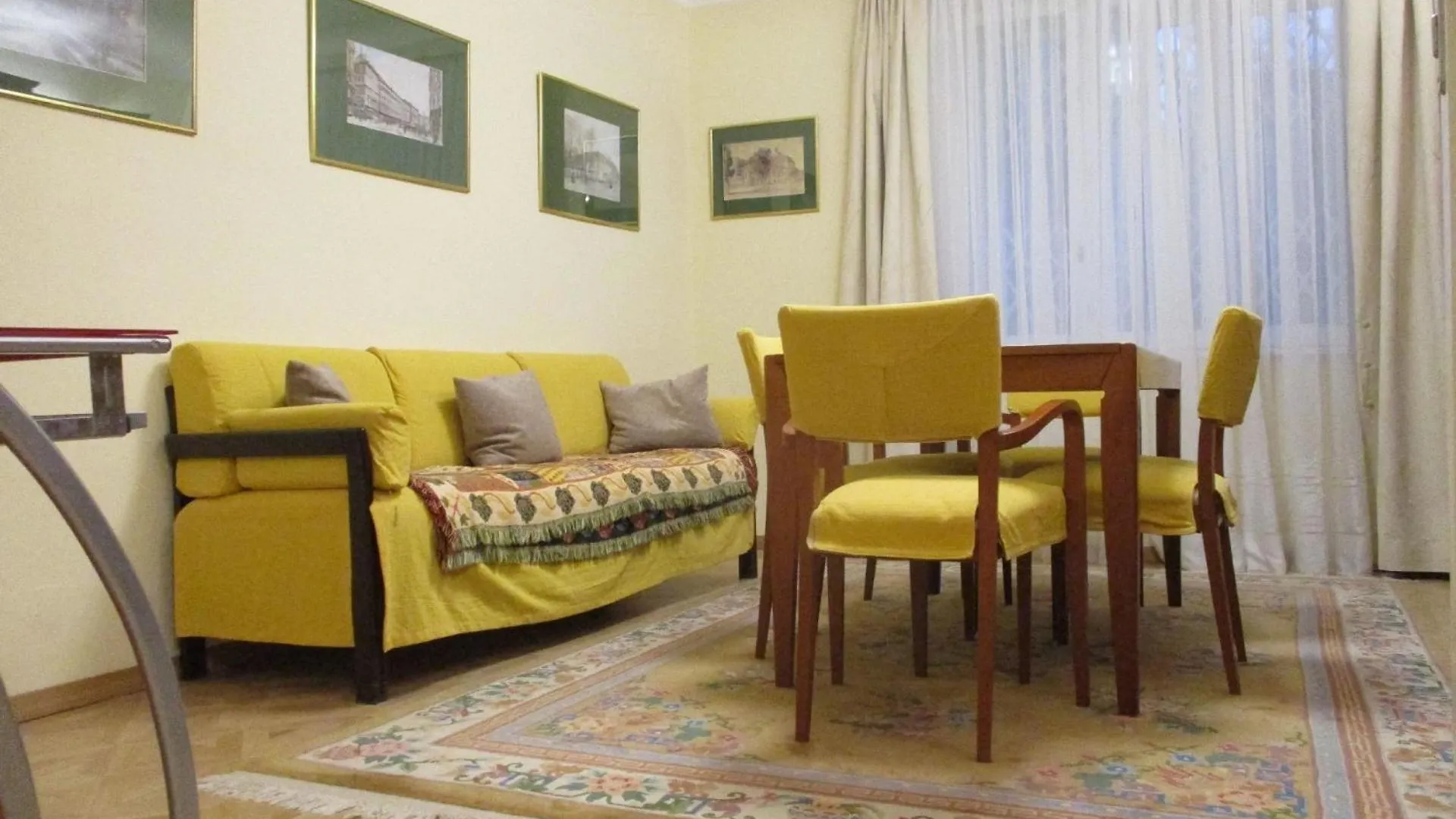 Grosse Ferienwohnung In Unter Sankt Veit Wiedeń