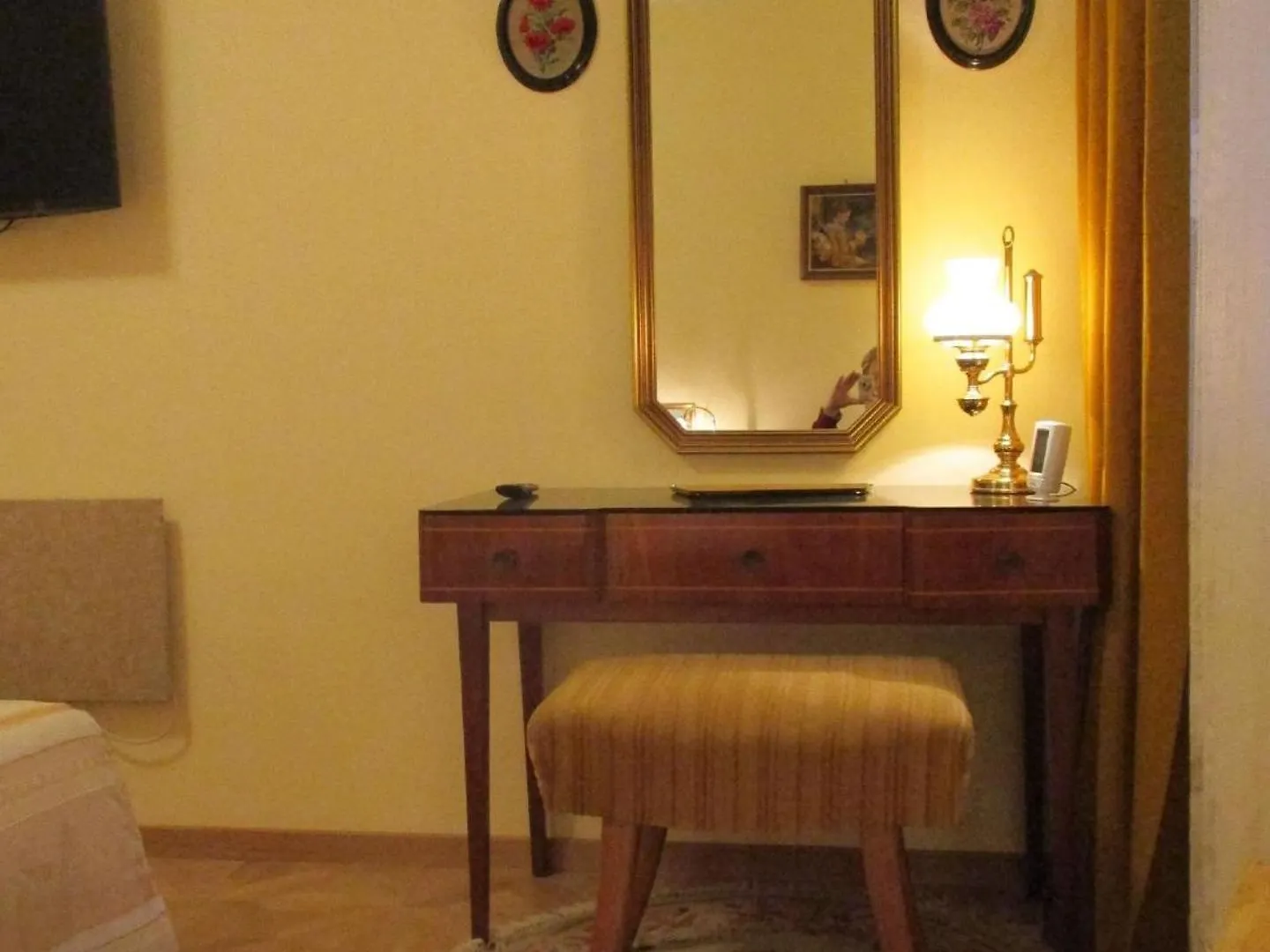 Grosse Ferienwohnung In Unter Sankt Veit Wiedeń